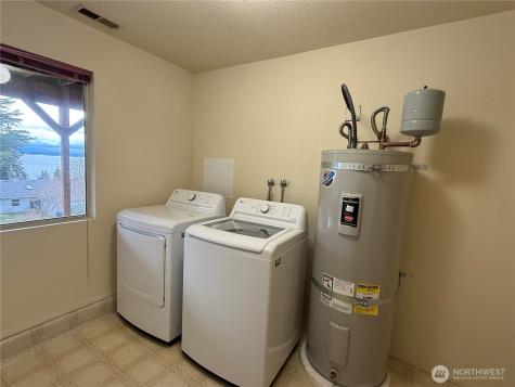 1256 Mount Baker Avenue Camano Island WA 98282