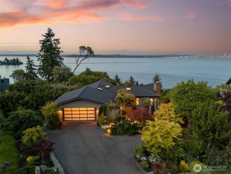 10847 Bill Point Bluff NE Bainbridge Island WA 98110