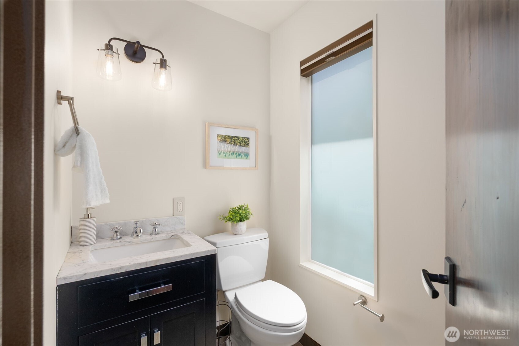 10847 Bill Point Bluff NE Bainbridge Island WA 98110
