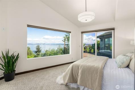 10847 Bill Point Bluff NE Bainbridge Island WA 98110