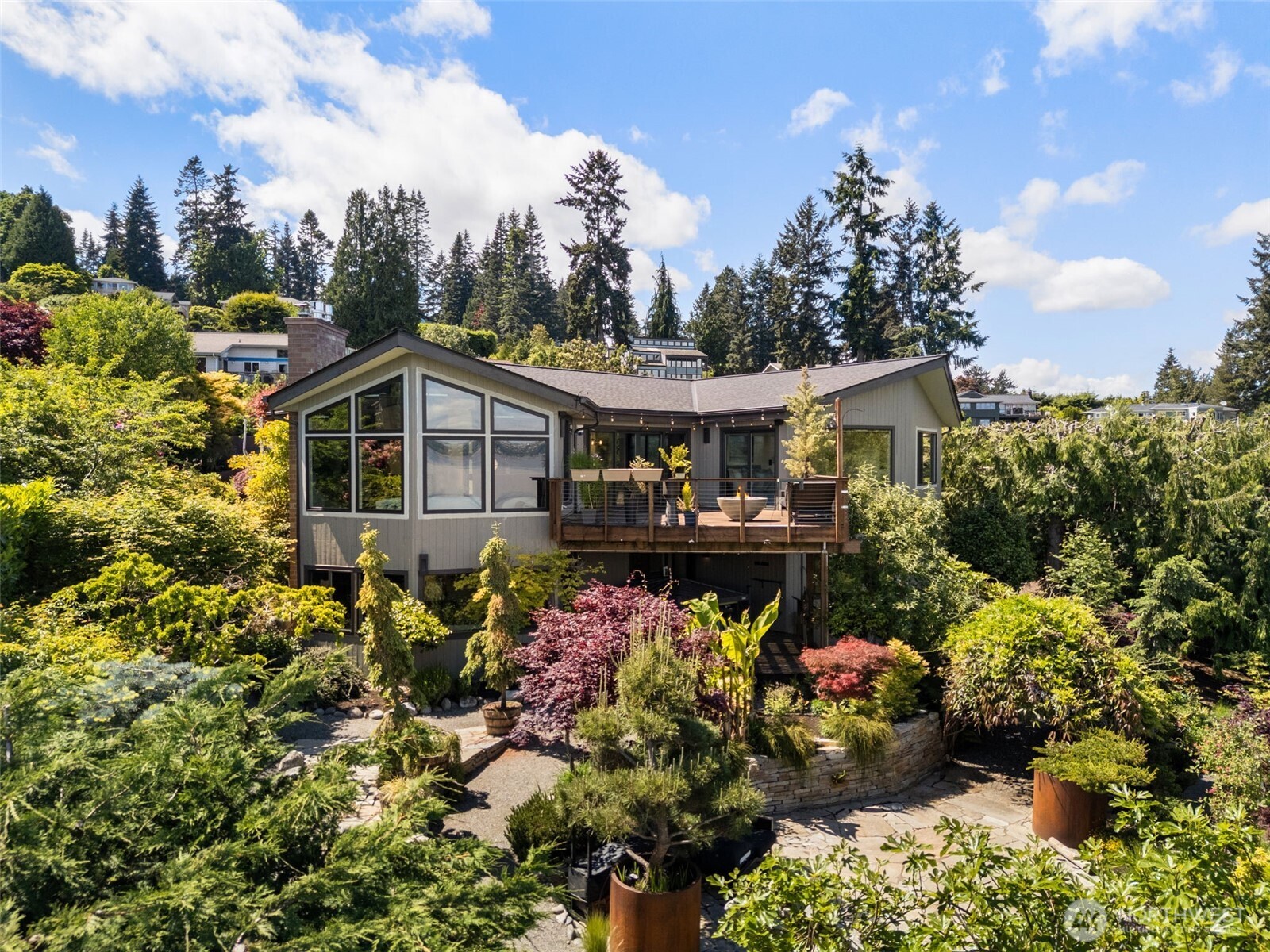 10847 Bill Point Bluff NE Bainbridge Island WA 98110