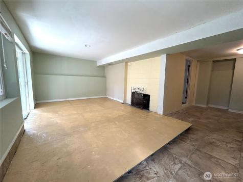 10231 NE 24th Street Bellevue WA 98004