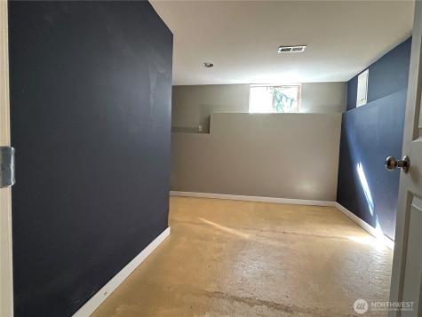 10231 NE 24th Street Bellevue WA 98004