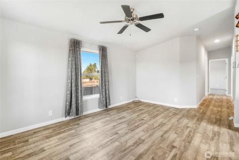 900 N Grape Drive Moses Lake WA 98837