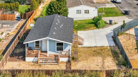900 N Grape Drive Moses Lake WA 98837
