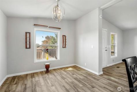 900 N Grape Drive Moses Lake WA 98837