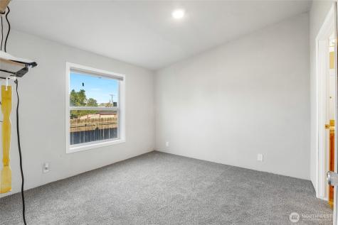 900 N Grape Drive Moses Lake WA 98837