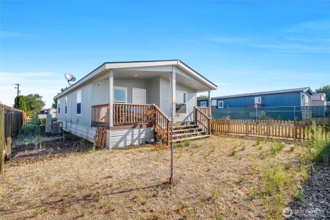 900 N Grape Drive Moses Lake WA 98837