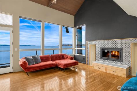 16611 SW Maplewild Avenue Burien WA 98166