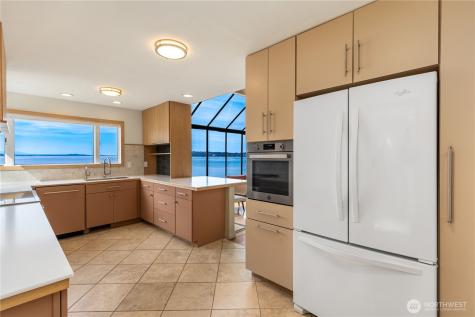 16611 SW Maplewild Avenue Burien WA 98166