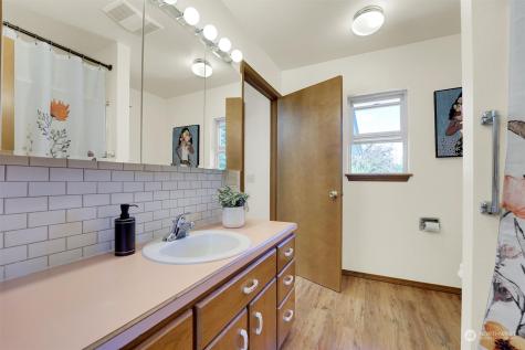 9334 Gustafson Lane Sw Rochester WA 98579