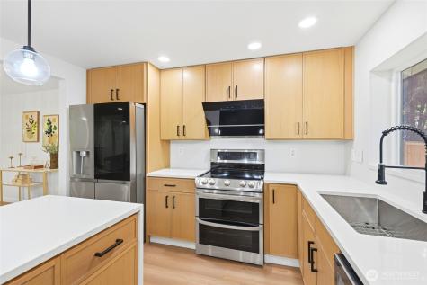 3328 168th Place SE Bellevue WA 98008