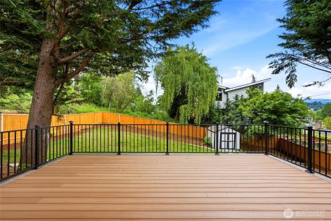 3328 168th Place SE Bellevue WA 98008