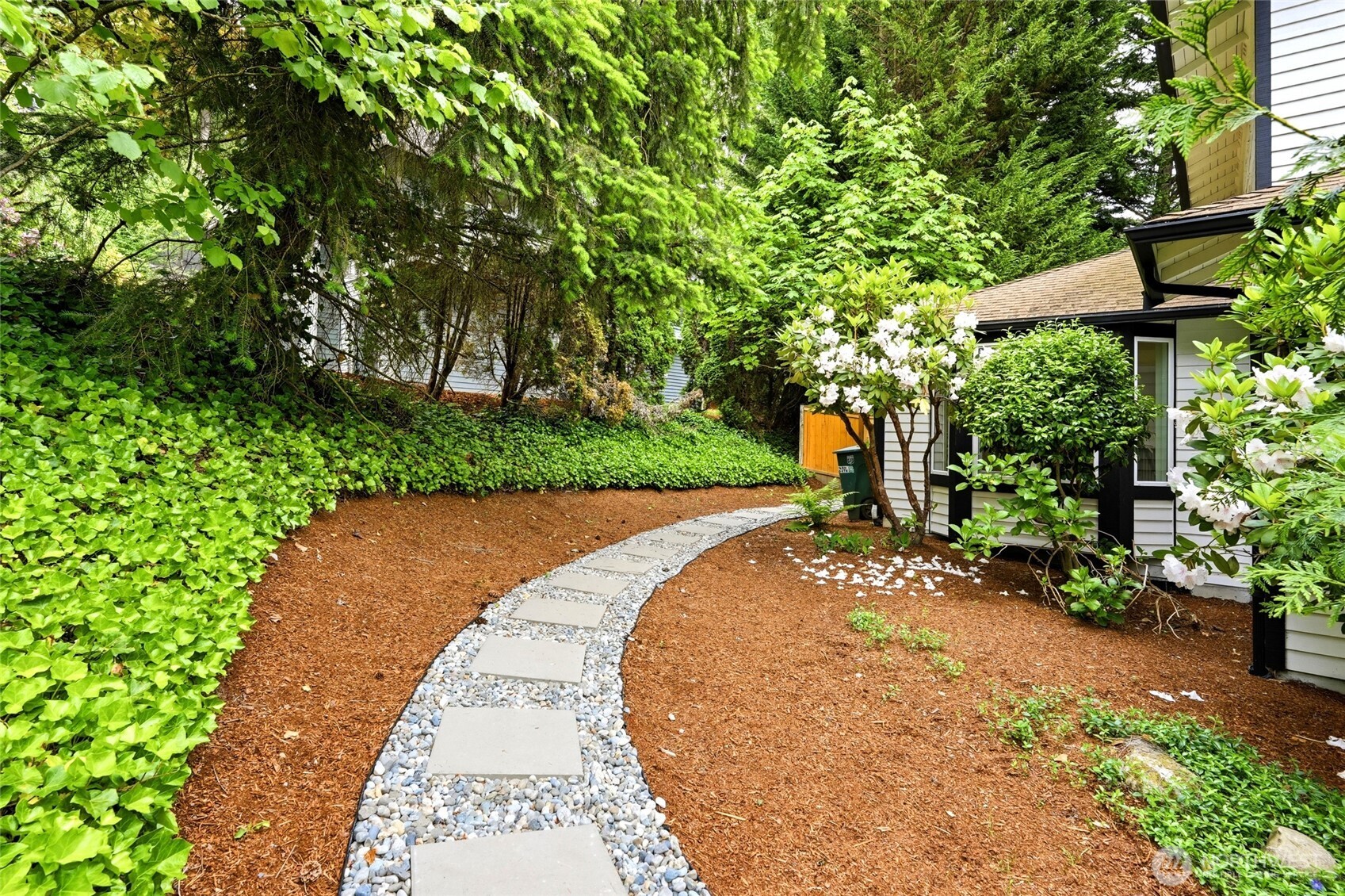 3328 168th Place SE Bellevue WA 98008