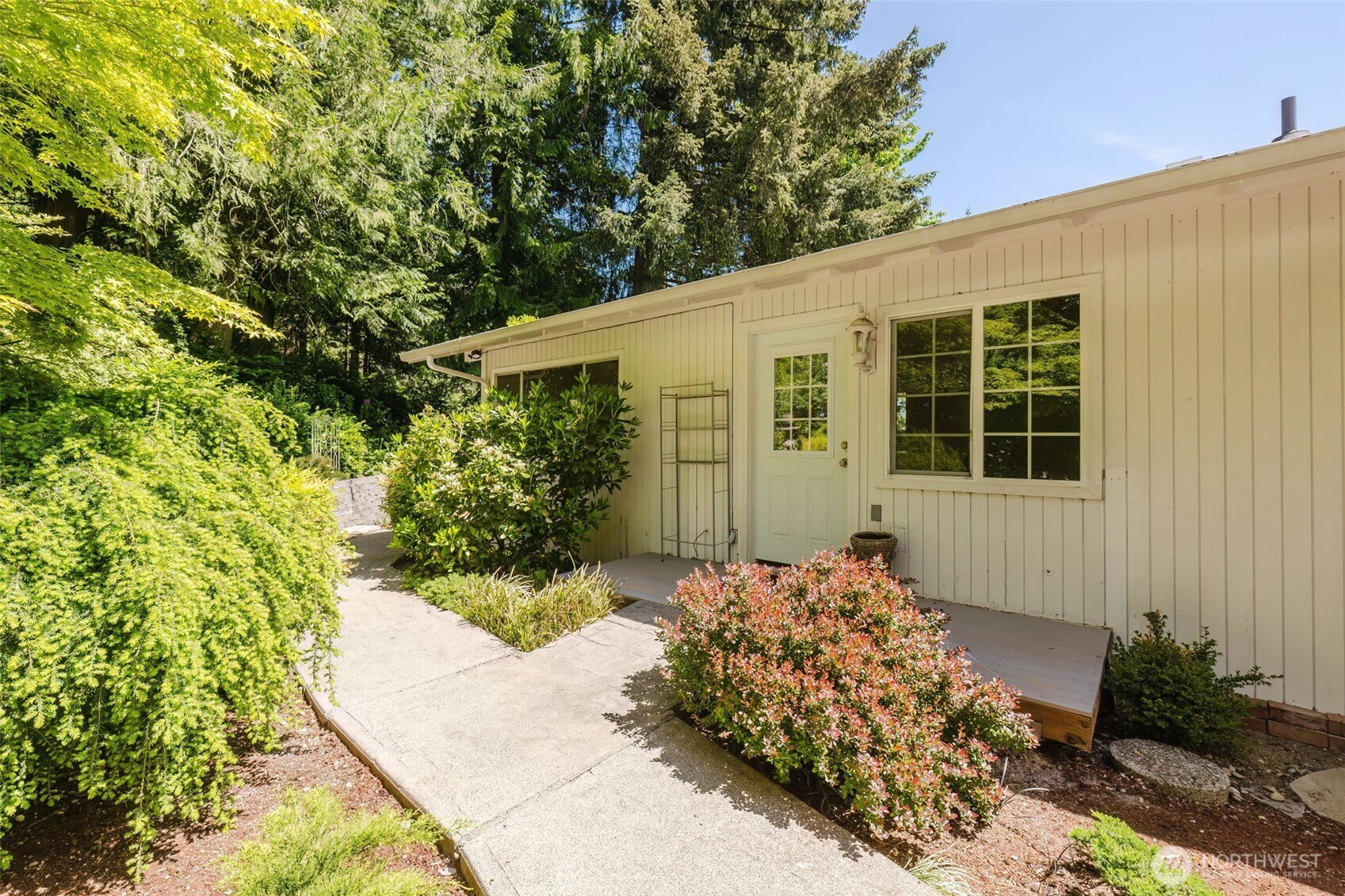 4958 NW Eldorado Boulevard Bremerton WA 98312