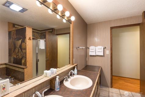 3547 Deer Park Road Port Angeles WA 98362