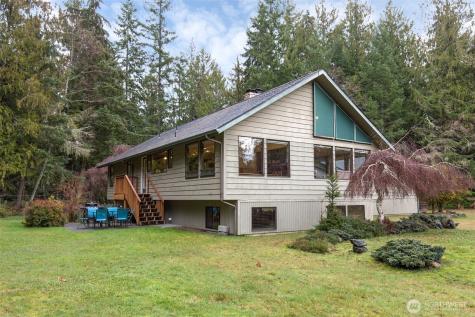 3547 Deer Park Road Port Angeles WA 98362