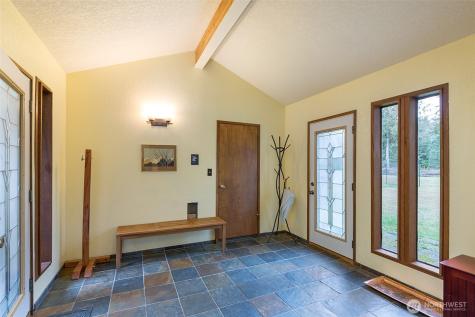 3547 Deer Park Road Port Angeles WA 98362