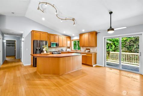 5827 176th Drive SE Snohomish WA 98290