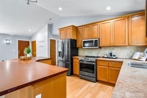5827 176th Drive SE Snohomish WA 98290