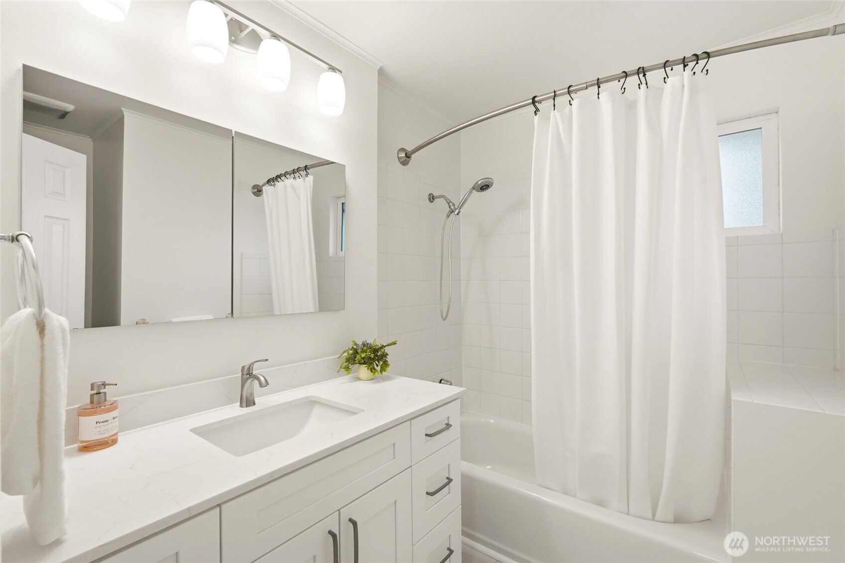 804 N 3rd Street Renton WA 98057