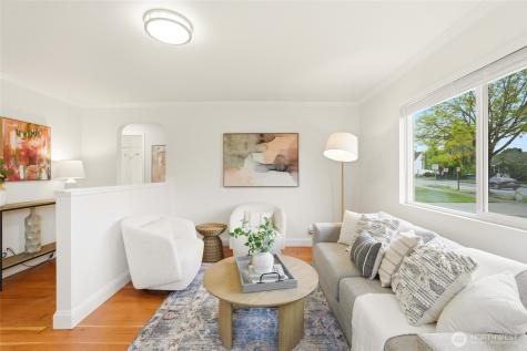 804 N 3rd Street Renton WA 98057
