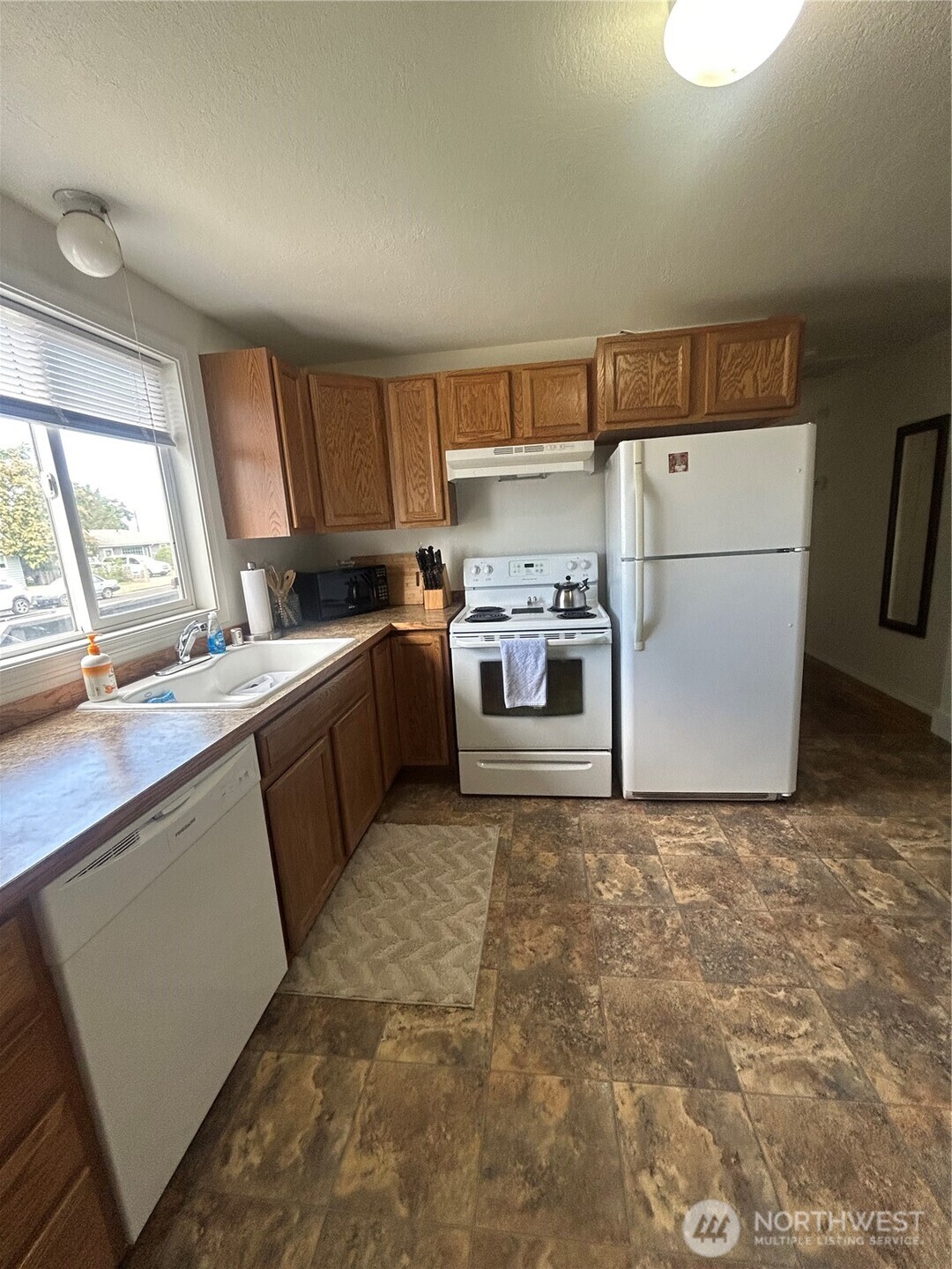 1431 W Sunset Drive Moses Lake WA 98837
