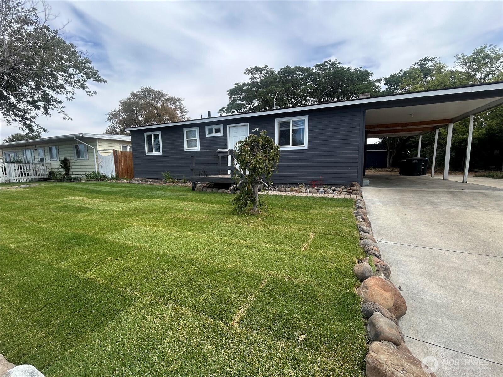 1431 W Sunset Drive Moses Lake WA 98837