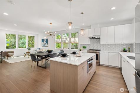 815 N 48th Street Seattle WA 98103