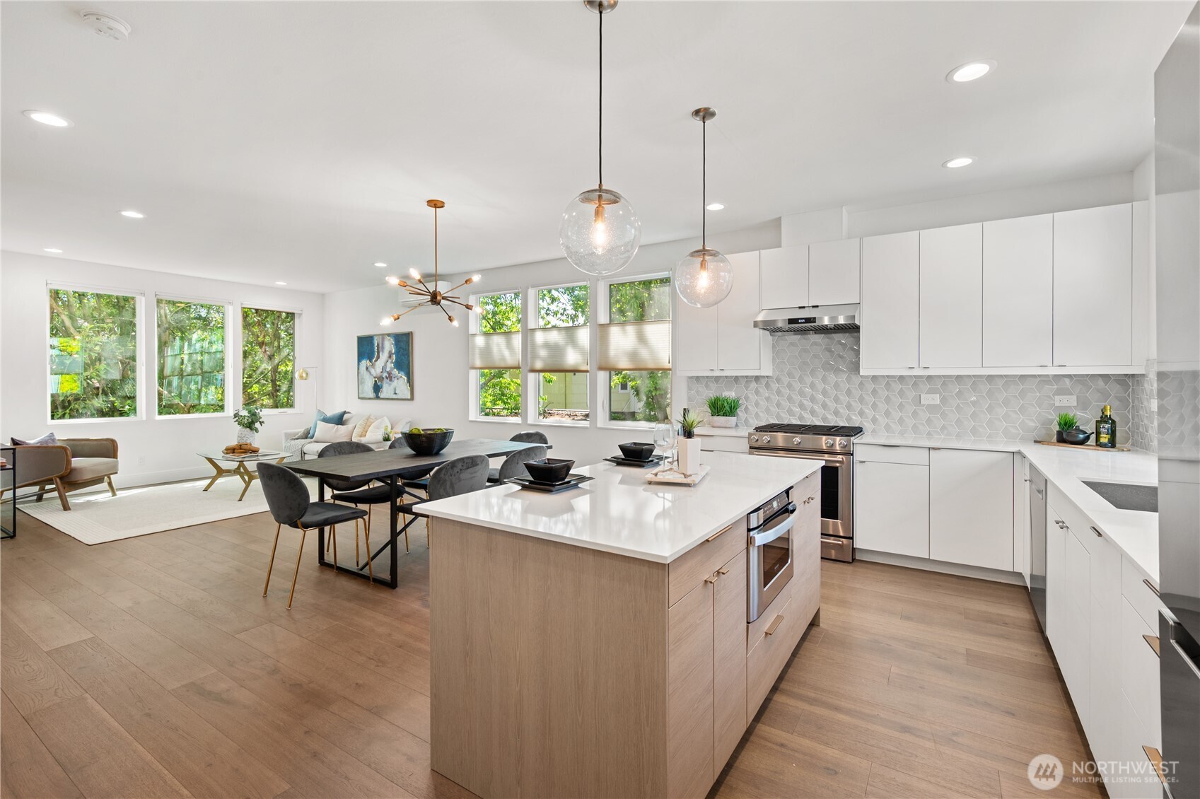 815 N 48th Street Seattle WA 98103