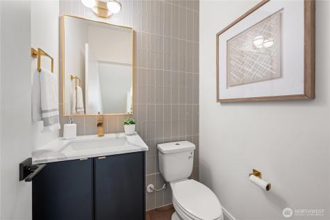 815 N 48th Street Seattle WA 98103