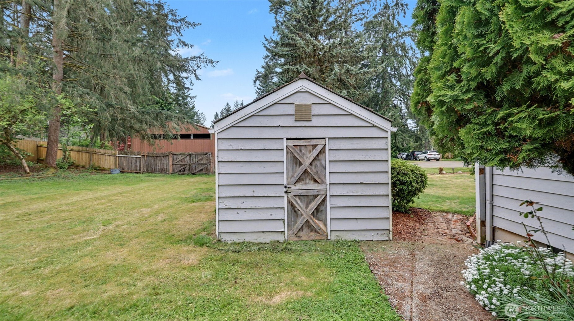 19832 156th Avenue NE Woodinville WA 98072