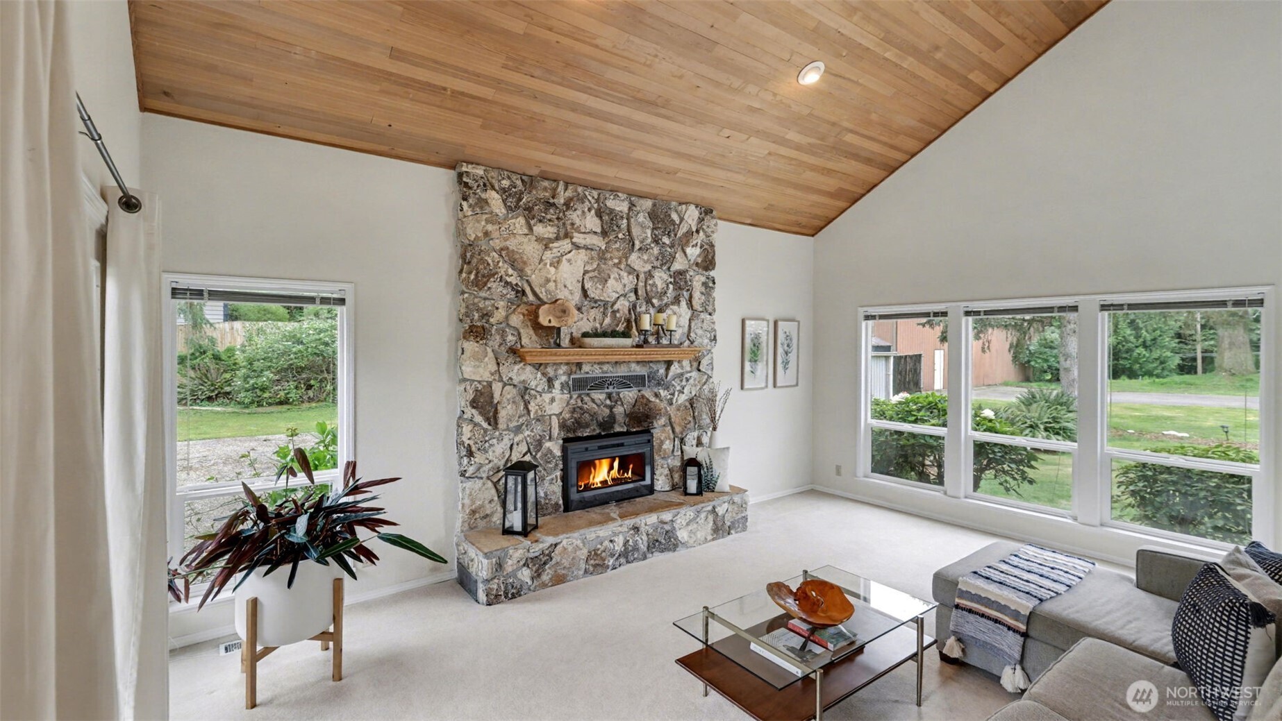 19832 156th Avenue NE Woodinville WA 98072