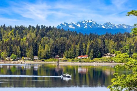 15137 Henderson Road Bainbridge Island WA 98110