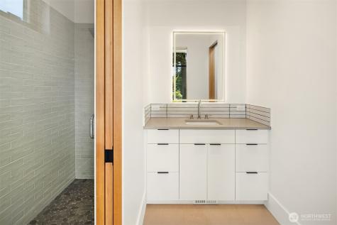 15137 Henderson Road Bainbridge Island WA 98110