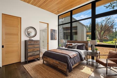 15137 Henderson Road Bainbridge Island WA 98110