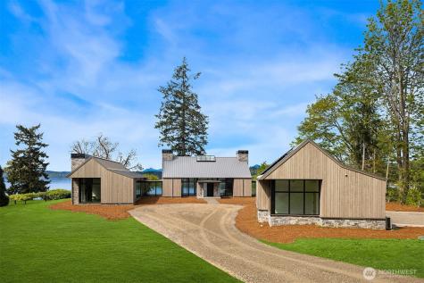 15137 Henderson Bainbridge Island WA 98110