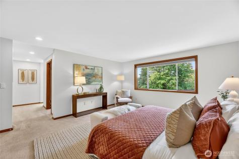 19223 63rd Avenue NE Kenmore WA 98028