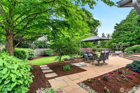 19223 63rd Avenue NE Kenmore WA 98028