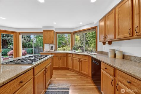 19223 63rd Avenue NE Kenmore WA 98028