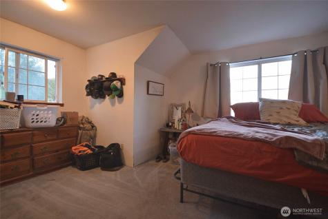 210 Brooklyn Road Oakville WA 98568