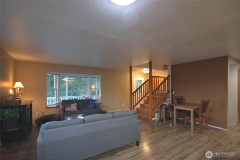 210 Brooklyn Road Oakville WA 98568