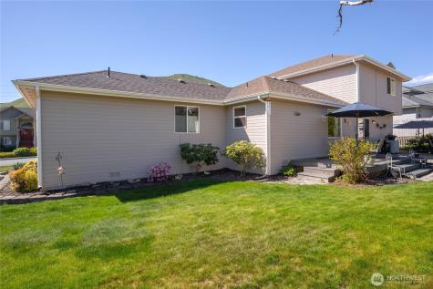 2207 Ashley Brooke Wenatchee WA 98801
