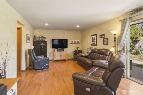 2207 Ashley Brooke Wenatchee WA 98801