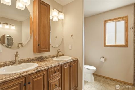 2207 Ashley Brooke Wenatchee WA 98801