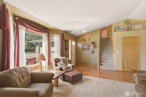 2207 Ashley Brooke Wenatchee WA 98801