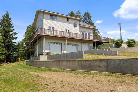 6379 Lewis Peak Road Waitsburg WA 99361