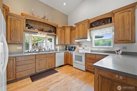 6379 Lewis Peak Road Waitsburg WA 99361