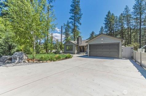 1221 Commercial Leavenworth WA 98826