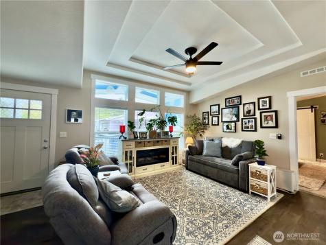 609 Chenois Avenue NE Ocean Shores WA 98569